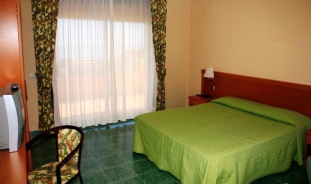 Conte Di Cabrera Hotel Club Pozzallo Eksteriør billede